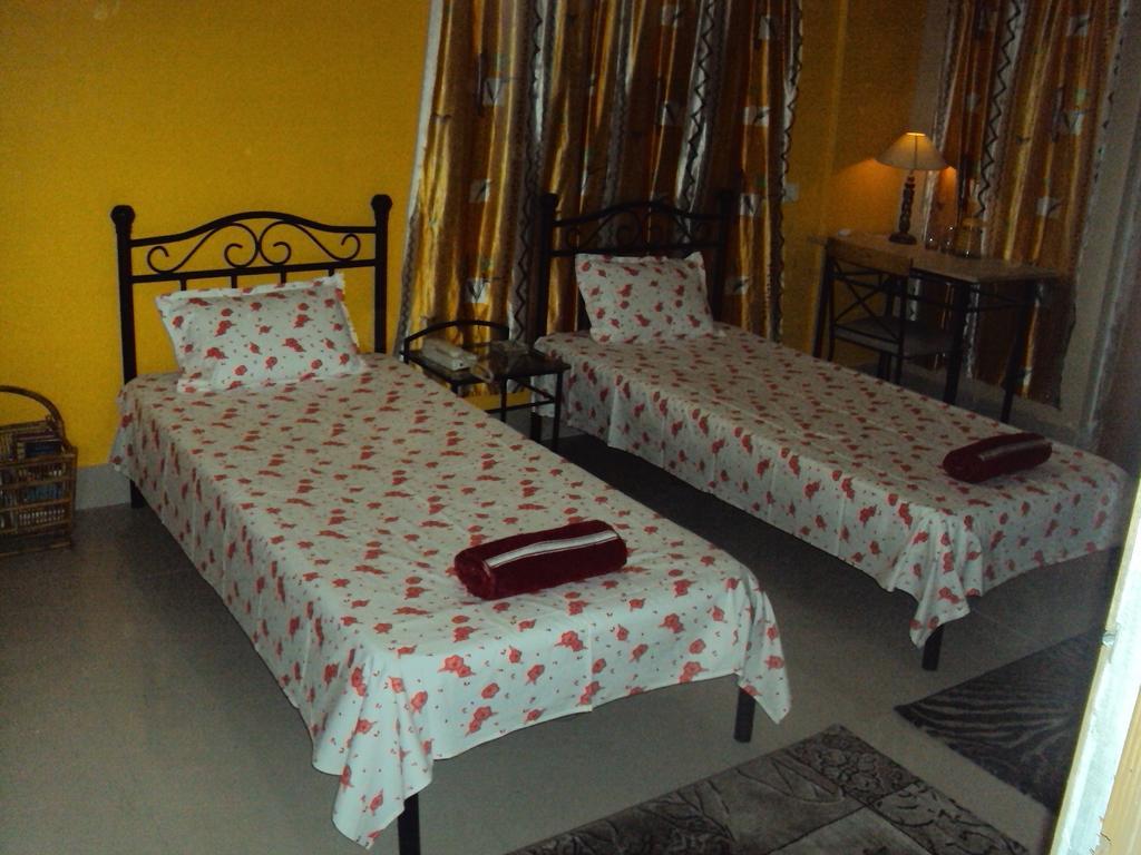Hotel Kings Castle Guwahati Quarto foto